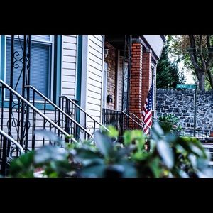 Meet your Posher, Manuel